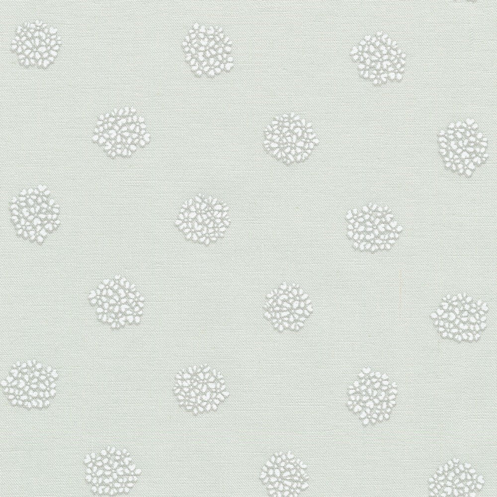 WEL-23352-216 || CLOUD PUFFS CLOUD || ALABASTER HUES || Robert Kaufman